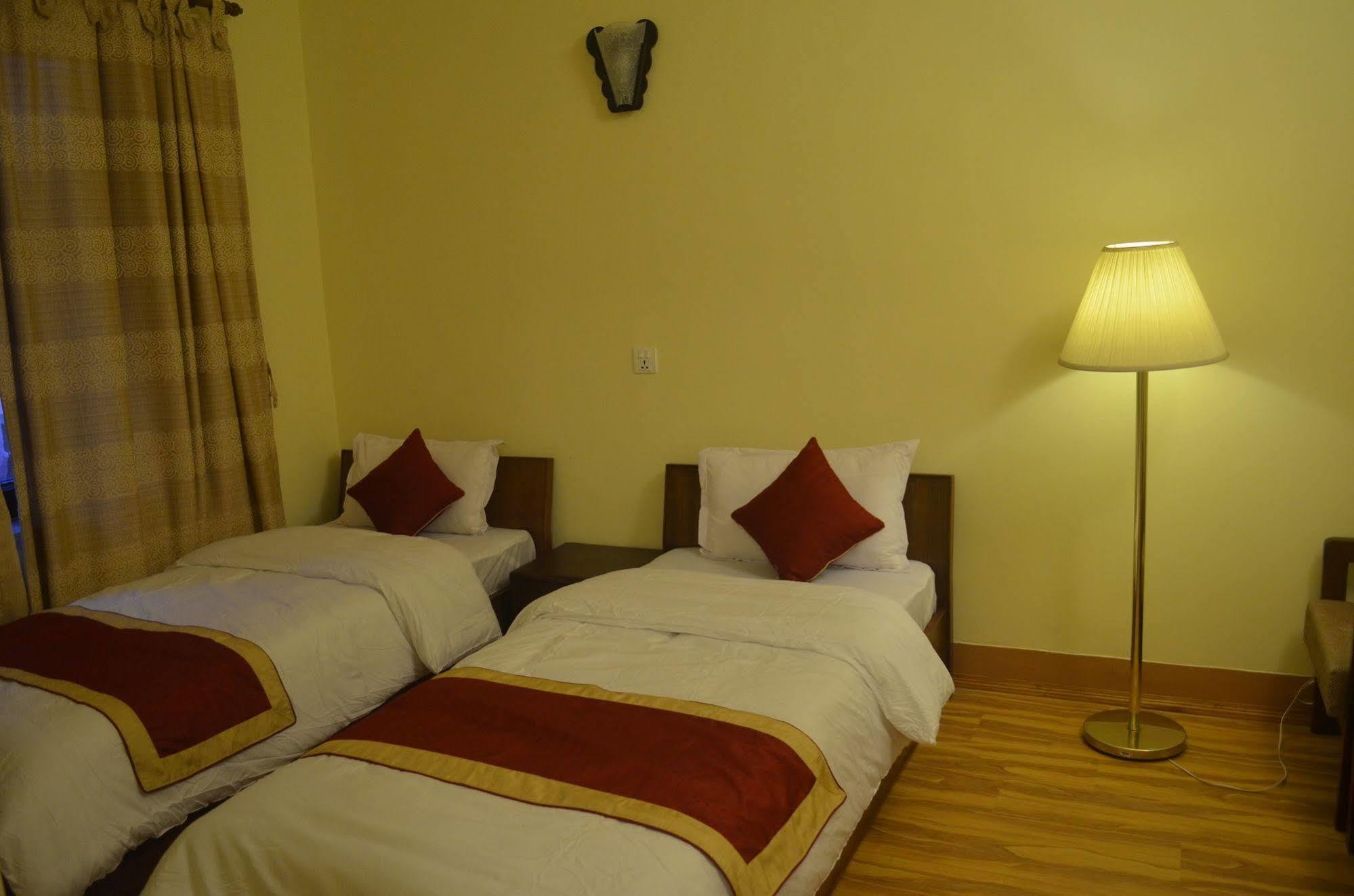 Potala Tourist Home Katmandu Eksteriør bilde
